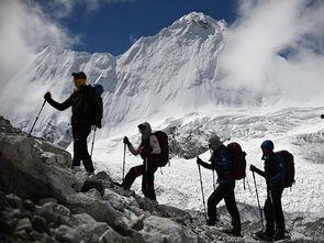 日韩野外露营视频
